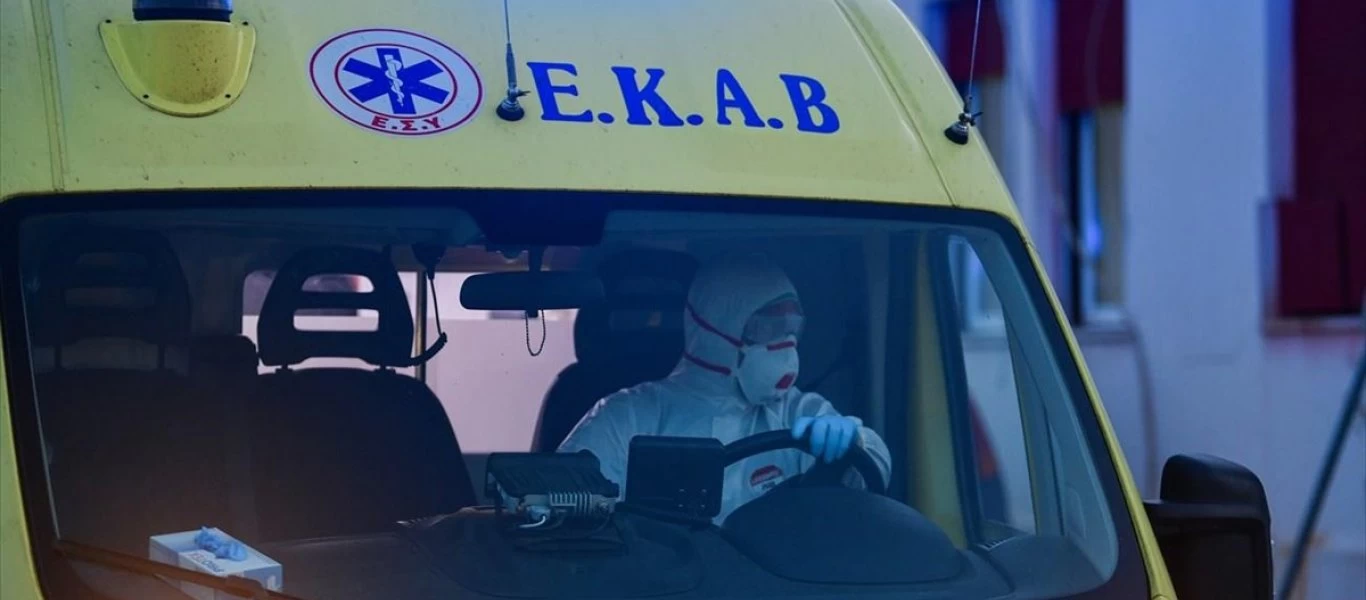 Τροχαίο στη Λάρισα για οικογένεια με τρία μικρά παιδιά